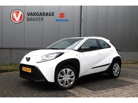 Toyota Aygo X 1.0 VVT-i S-CVT Play | Automaat | 1e eigenaar | Apple carplay/android |