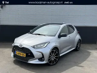 Toyota Yaris 1.5 Hybrid GR Sport Panoramadak, dodehoekdetectie, Stoel- & Stuurwiel verwarmd, LMV, JB