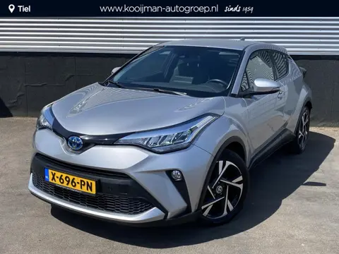 Toyota C-HR 2.0 Hybrid Dynamic Trekhaak, Dodehoekdetectie, Smart Key, Parkeersensoren, Privacy glass