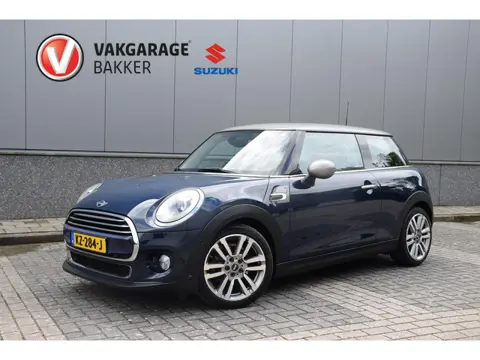 MINI 3-Deurs 1.5 Cooper Chili Serious Business | 1e eigenaar | Volledig BMW-MINI onderhouden | Zomer