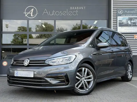 Volkswagen Touran 1.4 TSI R-Line 7p DSG | CarPlay | Dealer onderhouden