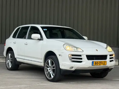 Porsche Cayenne 3.6 / APK / luchtvering