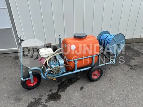 Empas 36-50-200 spuitwagen 200 liter met benzinemotor