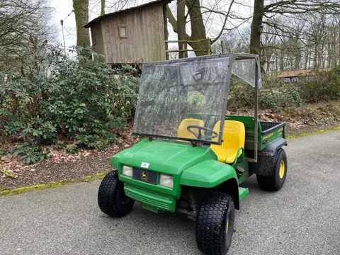 John Deere 4X2-782890