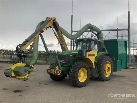 John Deere 7430