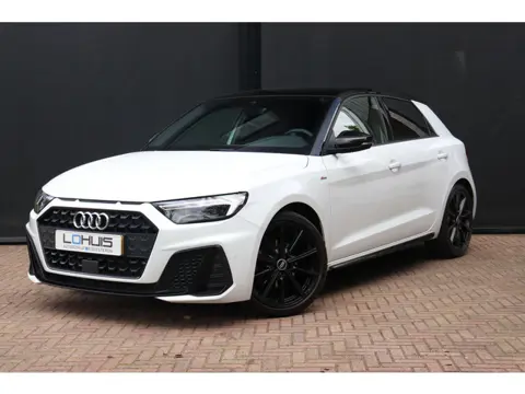 Audi A1 SPORTBACK 35TFSI S-Line DSG | KEYLESS | CARPLAY | STOELVERW.