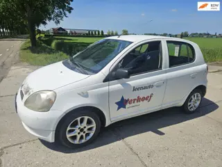 Toyota Yaris 1.3-16V VVT-i Luna/ 5 deurs/ export