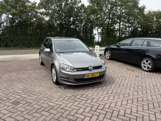 Volkswagen Golf 1.0 TSI Comfortline CLIMA CARPLAY NAVI CRUISE PDC