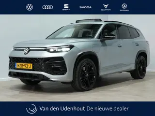 Volkswagen Tayron 1.5 eHybrid R-Line Ed. | Trekhaak | Panorama | Black-Style | IQ.Drive | 20"lm