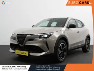 Alfa Romeo Junior Elettrica Automaat 156PK Adaptieve Cruise Control Full Led Matrix Parkeer sensoren