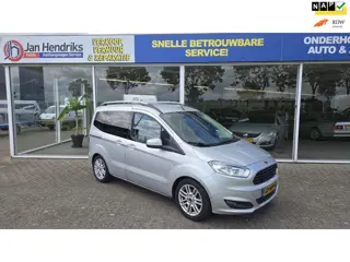Ford Tourneo Courier 1.0 Titanium