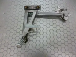 DUO VOETSTEUN LINKS Triumph Sprint ST 955 1999 - 2005