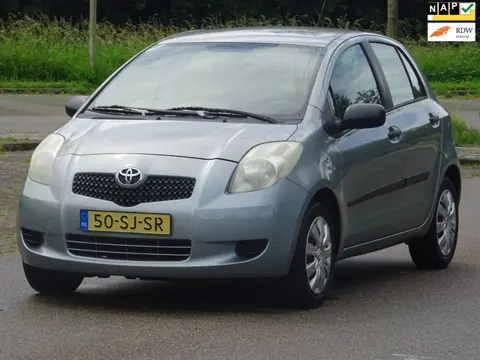 Toyota Yaris 1.3 VVTi Sol 5-DEURS NAP/APK 2027