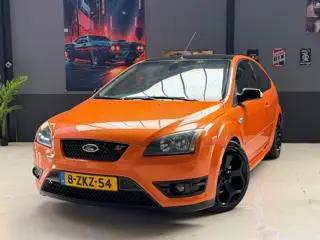Ford Focus 2.5-20V ST |Milltek | Recaro |