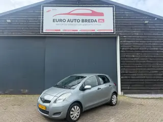 Toyota Yaris 1.0 VVTi Acces