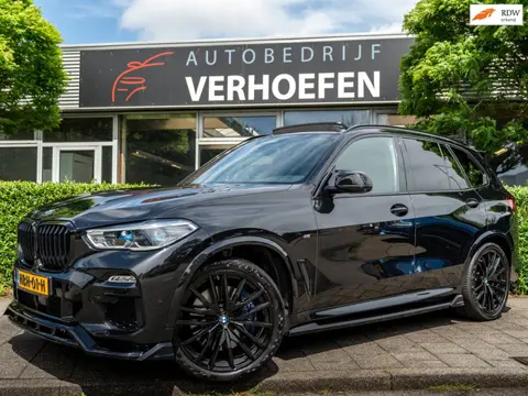 BMW X5 M50i High Executive - SKYLOUNGE - MAXTON DESIGN - LASER LIGHT - MASSAGE - 4 WIELBESTURING !