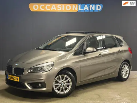 BMW 2-serie Active Tourer 218i Executive|PANO|KEYLESS|PDC|HUD|CRUISE|STOELV|LED|TREKHAAK|CAMERA|BLUE