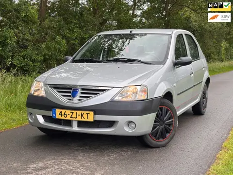 Dacia Logan 1.6 Lauréate | " 164.000 " KM + Airco Nu € 1.750,- !!!