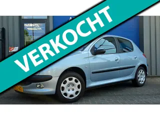 Peugeot 206 1.4 Gentry AUTOMAAT Airco ZEER MOOI! NAP