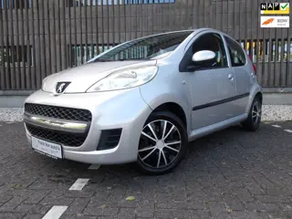 Peugeot 107 1.0-12V/AUTOMAAT/AIRCO/5drs/oh beurt en nwe APK!/LAGE km-stand met NAP!/boekjes, RDW tel