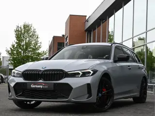BMW 3 Serie Touring 330e xDrive 292pk M-Sport+Pro M-Zetels+Memo Pano Tr-Haak Led M-Rem H&K Head-Up V