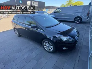 Ford Focus Wagon 1.0 EcoBoost Titanium navi 1/2 Leer cruise