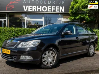 Skoda Octavia Combi 1.4 TSI Ambition - APPLE CARPLAY SONY - TREKHAAK - AIRCO - XENON - VOLLEDIG ONDE