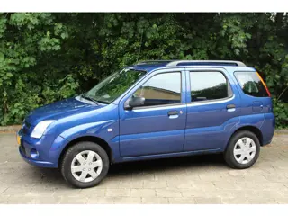 Suzuki Ignis 1.3-16V GLS APK nieuw, trekhaak, cv afst.bed.mistlampen  enz.