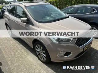 Ford Kuga 1.5 EcoBoost Vignale iAWD 182pk Automaat | Trekhaak | Adapt. Cruise | Panodak | Vol leder 