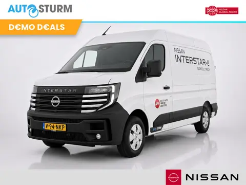 Nissan Interstar-e L2H2 Limited 87 kWh | Camera | Trekhaak | Betonplex vloerplaat | Lat om Lat | Cli