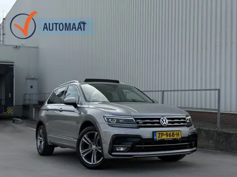 Volkswagen Tiguan 1.4 TSI ACT Highline Business R | Pano | R-Line