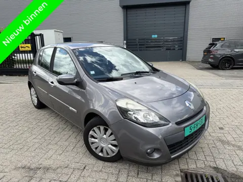 Renault Clio 1.5 dCi Navi|Clima|Sensor|Cruise (bj 2011)