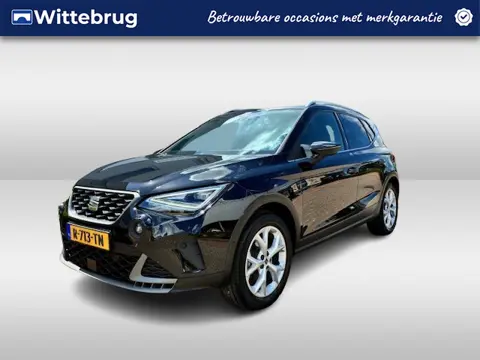 SEAT Arona 1.0 TSI FR Business Intense / Navi/ Clima/ Camera/ Haak/ 17"inch velgen