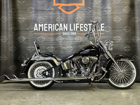 Harley-Davidson Chopper Softail Deluxe FLSTN (bj 2017)