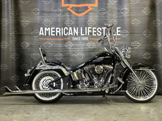 Harley-Davidson Chopper Softail Deluxe FLSTN (bj 2017)