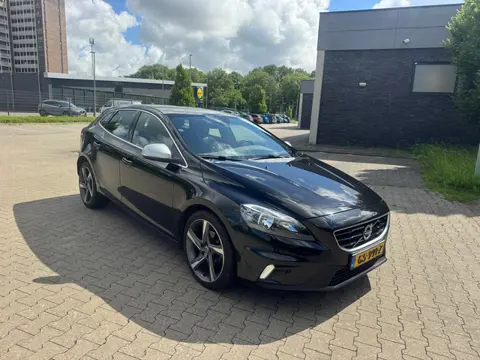 Volvo V40 2.0 D2 R-Design Business
