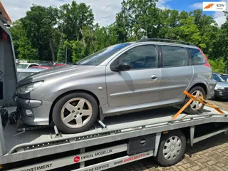 Peugeot 206 SW 2.0 GTI Vol leer Airco trekhaak LET OP LOOPT NIET!!!