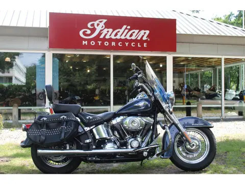 Harley-Davidson Heritage Softail  FLSTC Heritage Softail