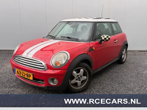 Mini 3-Deurs 1.6 Cooper Panorama/Opendak Trekhaak