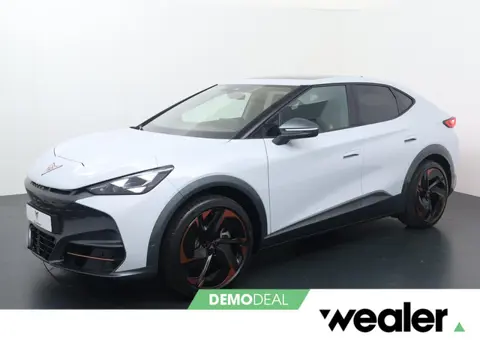CUPRA Tavascan Adrenaline 82 kWh Panoramadak, Head up display, Winterpack, 21 inch Katla Copper velg