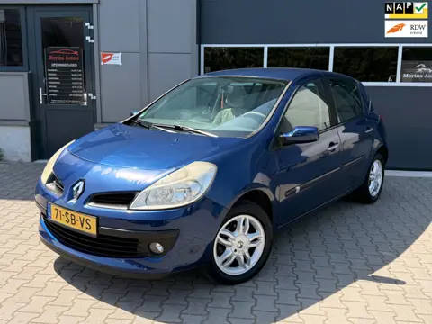 Renault Clio 1.6-16V Dynamique Luxe | Automaat | Lage KM | Cruise