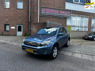 Toyota RAV4 2.2 D-CAT Executive