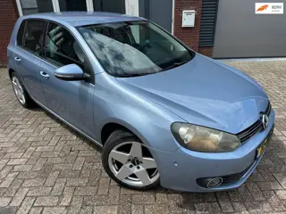 Volkswagen Golf 1.4 TSI Highline / PDC / DSG / Park Assist