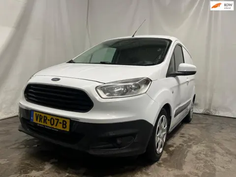 Ford Transit Courier 1.6 TDCI Trend SCHADEAUTO!!