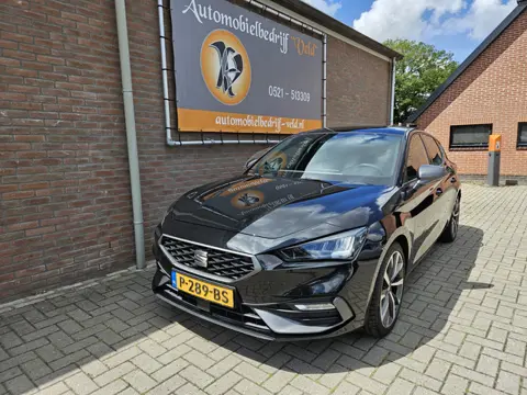SEAT Leon 1.5 eTSI FR (bj 2022, automaat)