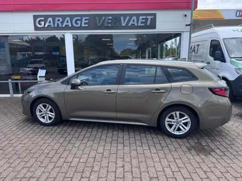 Toyota Corolla Touring Sports 1.8 Hybrid Business