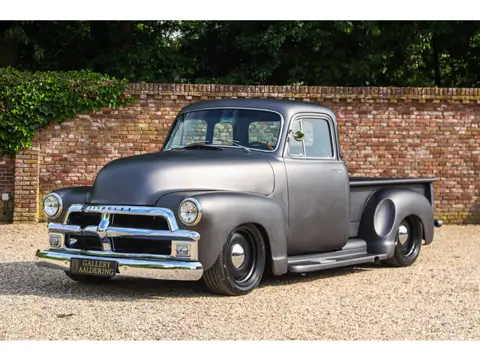 Chevrolet 3100 A true crowd magnet wherever it goes, Finished in a stealthy satin grey paint scheme,