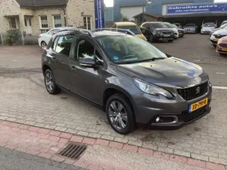 PEUGEOT 2008 1.2 PURET. BLUE LION