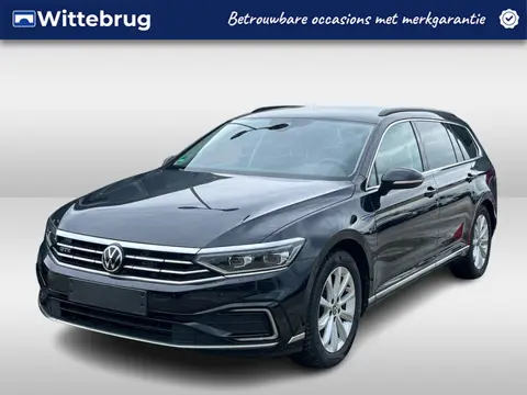 Volkswagen Passat Variant 1.4 TSI PHEV 218pk GTE DSG Automaat Stoelverwarming / Parkeersensoren / Na