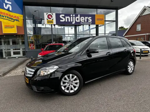Mercedes-Benz B-klasse 180 Ambition NAVI/STOELVERWARMING